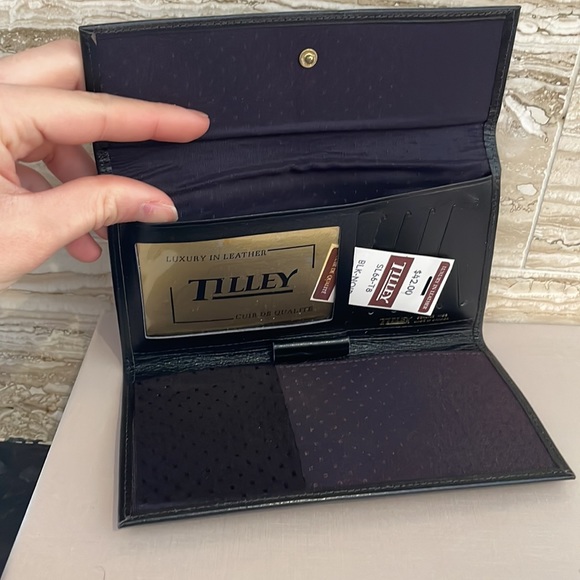 Black Leather Wallet - Picture 2 of 6